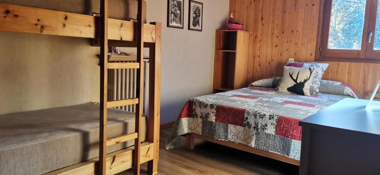 A Pousada Xalet Refugi Pere Carne La Molina  Exterior foto